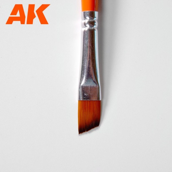 AK Interactive - WEATHERING BRUSH - ANGLE