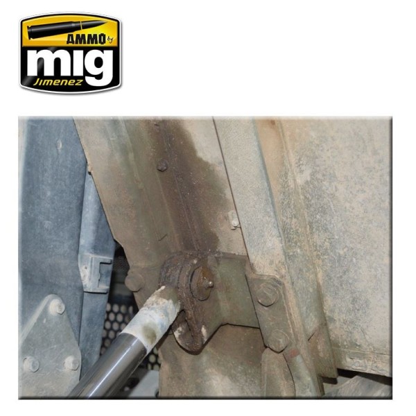 Mig - AMMO - Weathering Products - Nature Effects - ENGINE GRIME