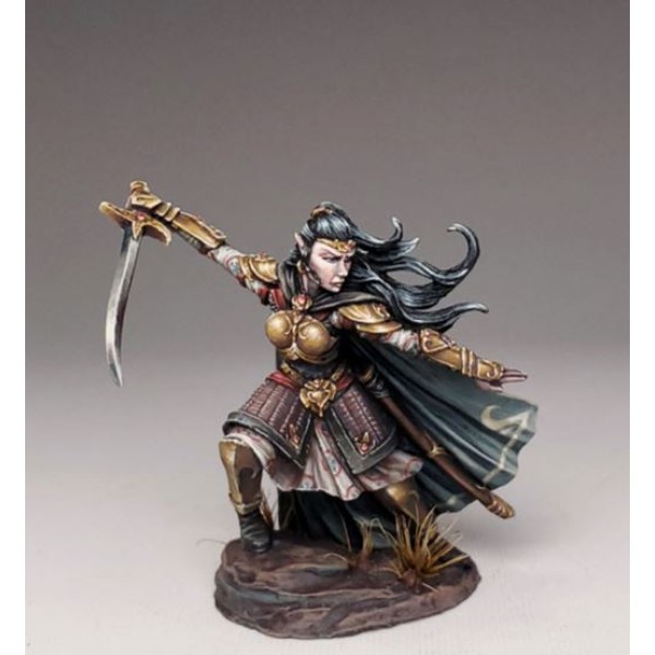 Dark Sword Miniatures - Visions in Fantasy - Female Elven Warrior with Scimitar 