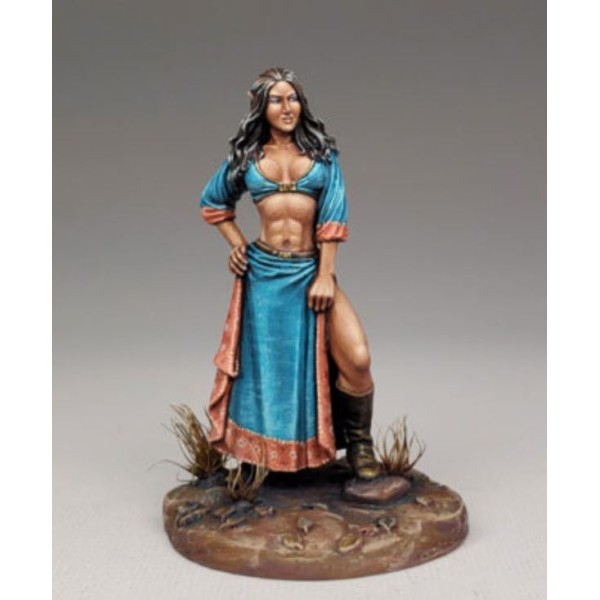 Dark Sword Miniatures - Elmore Masterworks - Female Elven Mage