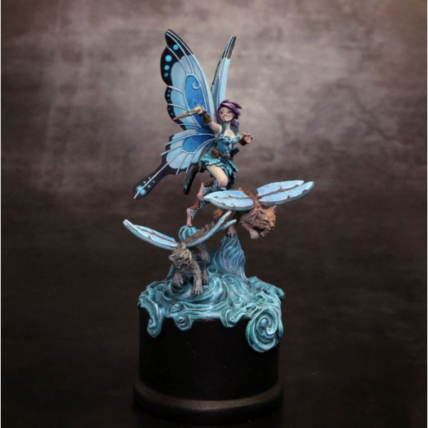 Dark Sword Miniatures - Visions in Fantasy - Ali the Fairy w/ Winged Cats