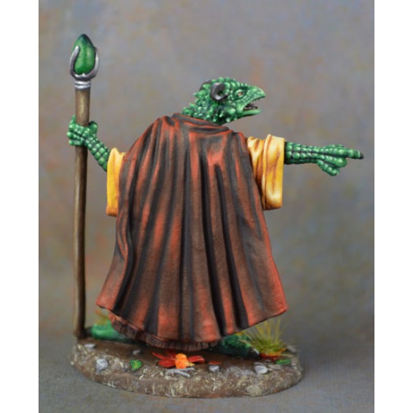 Dark Sword Miniatures - Visions in Fantasy - Dragonkin Mage with Staff