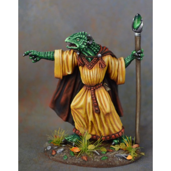 Dark Sword Miniatures - Visions in Fantasy - Dragonkin Mage with Staff