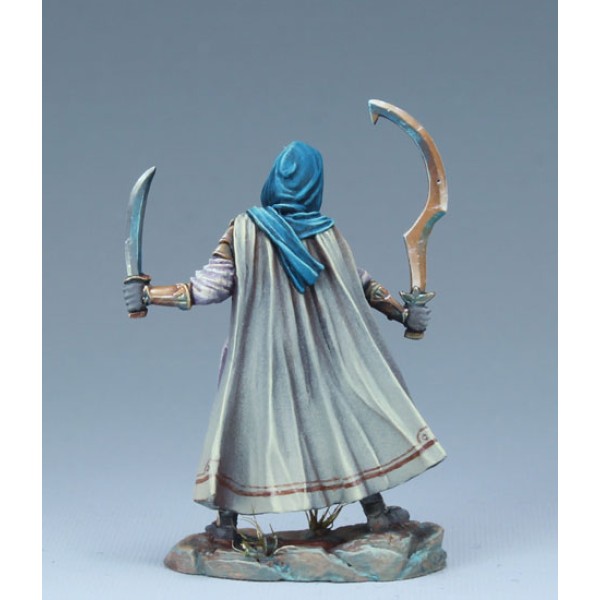 Dark Sword Miniatures - Visions in Fantasy - Female Eastern Warrior - Dual Wield