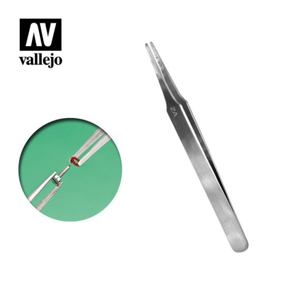 Vallejo - Tools - Flat Rounded End, Stainless Steel Tweezers (120 mm)