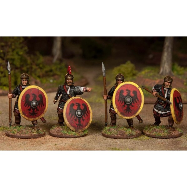 Wargames Atlantic - Decline and Fall - Late Roman Legionaries 1: Lorica Hamata  - Plastic Boxed Set (40)