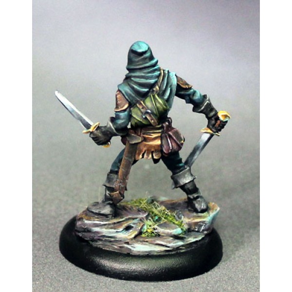 Dark Sword Miniatures - Visions in Fantasy - Male Dual Wield Rogue