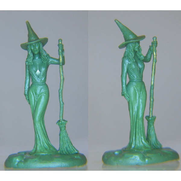 Dark Sword Miniatures - Visions in Fantasy - Female Pinup Witch