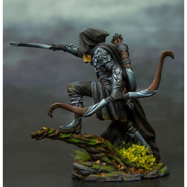 Dark Sword Miniatures - Visions in Fantasy - Male Elven Ranger w/ Bow