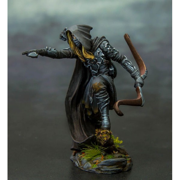Dark Sword Miniatures - Visions in Fantasy - Male Elven Ranger w/ Bow
