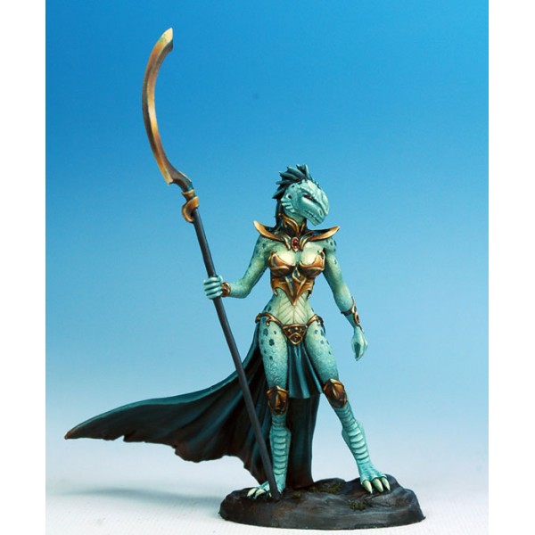 Dark Sword Miniatures - Visions in Fantasy - Female Dragonkin Mage