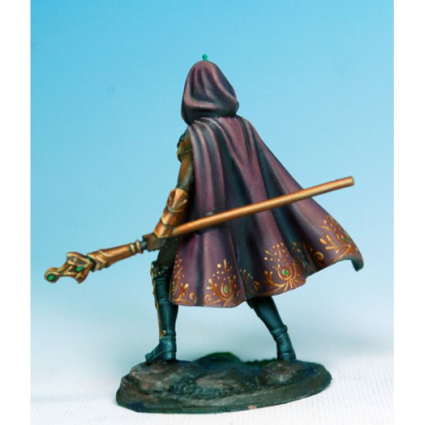 Dark Sword Miniatures - Visions in Fantasy - Female Mage w/ Staff II
