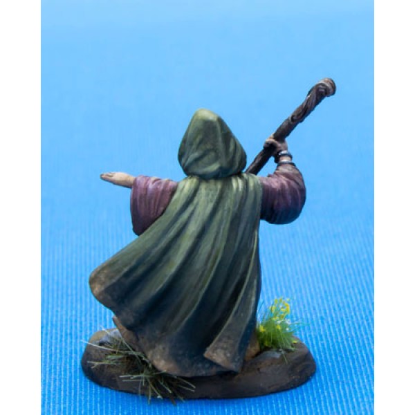 Dark Sword Miniatures - Visions in Fantasy - Female Halfling Mage w/ Staff