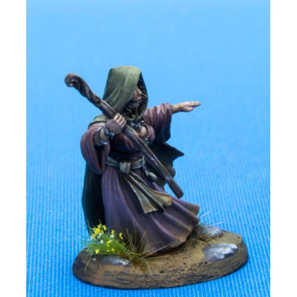 Dark Sword Miniatures - Visions in Fantasy - Female Halfling Mage w/ Staff