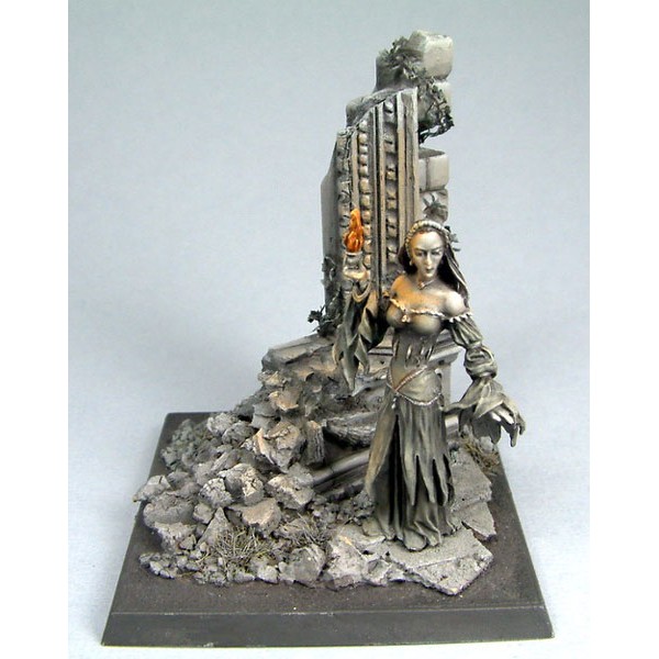 Dark Sword Miniatures - George R. R. Martin Masterworks - Melisandre, Priestess of R'hllor