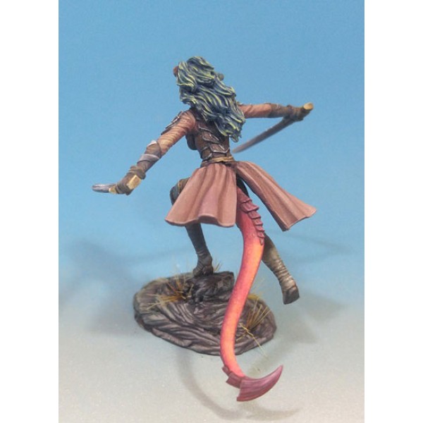 Dark Sword Miniatures - Visions in Fantasy - Female Demonkin Warrior, Dual Wield