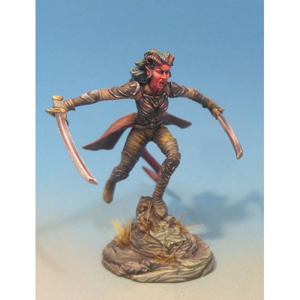 Dark Sword Miniatures - Visions in Fantasy - Female Demonkin Warrior, Dual Wield
