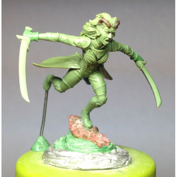 Dark Sword Miniatures - Visions in Fantasy - Female Demonkin Warrior, Dual Wield