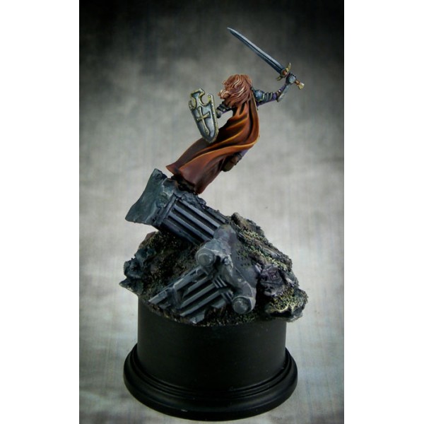 Dark Sword Miniatures - Visions in Fantasy - Female Paladin w/ Morning Star / Sword Options