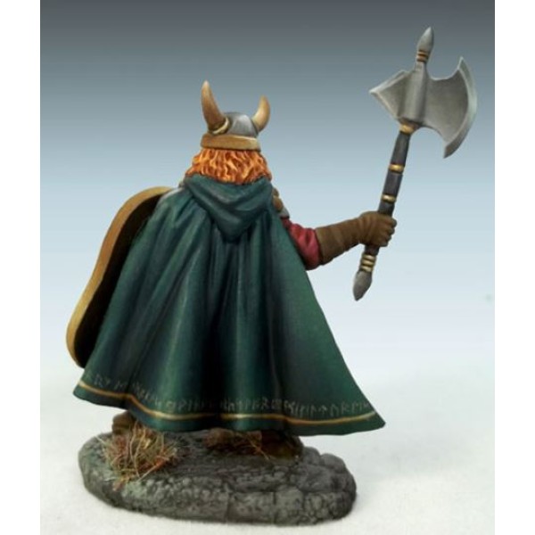 Dark Sword Miniatures - Elmore Masterworks - Male Dwarven Warrior w/ Battle Axe