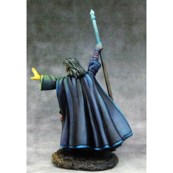 Dark Sword Miniatures - Elmore Masterworks - Male Mage w/ Staff