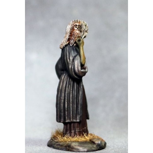 Dark Sword Miniatures - Visions in Fantasy - Female Witch / Old Crone with Owl