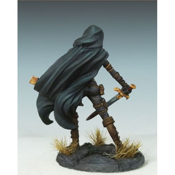 Dark Sword Miniatures - Visions in Fantasy - Female Assassin