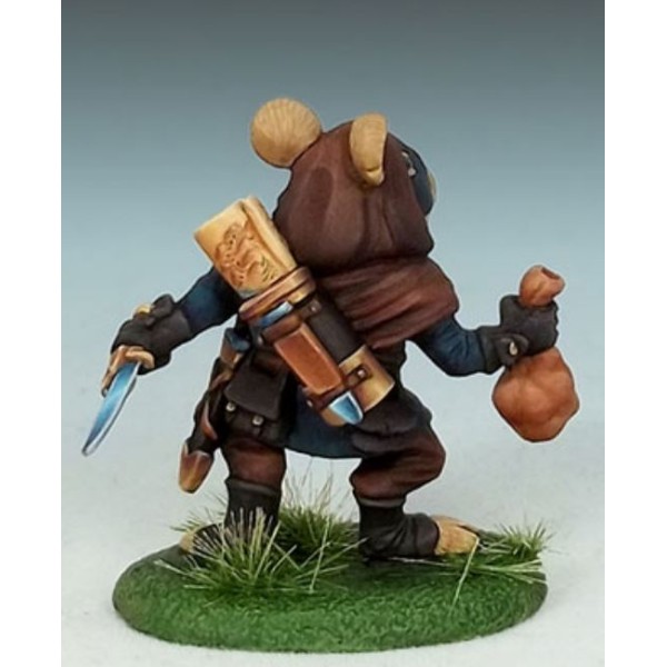 Dark Sword Miniatures - Critter Kingdoms - Hamster Thief