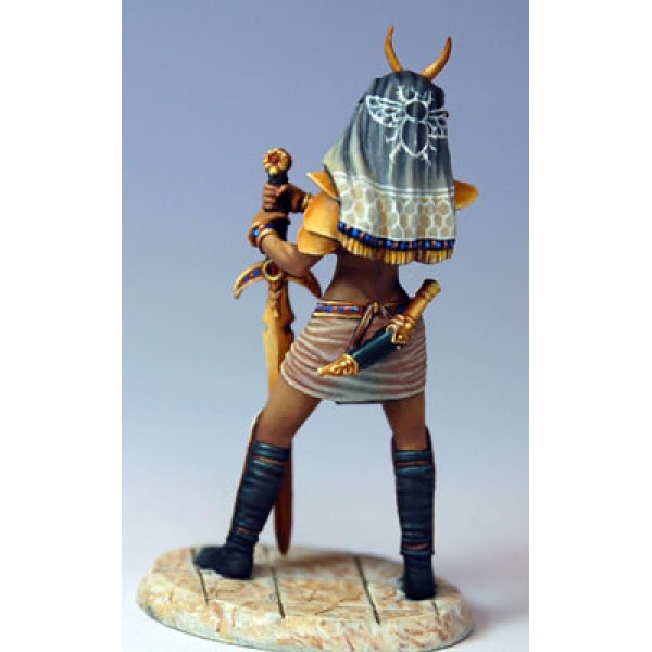 Dark Sword Miniatures - Elmore Masterworks - Female Royal Guard