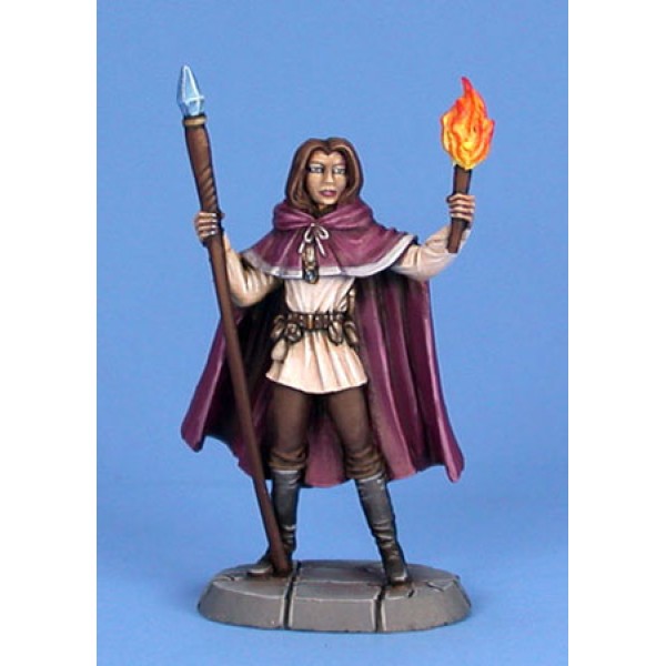 Dark Sword Miniatures - Easley Masterworks - Female Mage