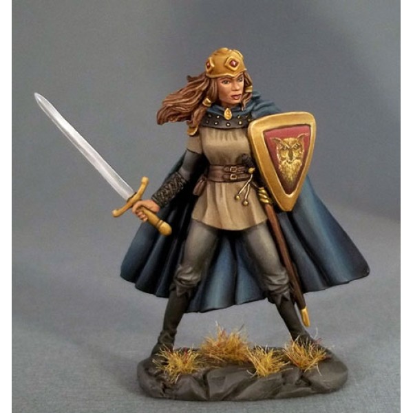 Dark Sword Miniatures - Easley Masterworks - Female Fighter w/ Long Sword