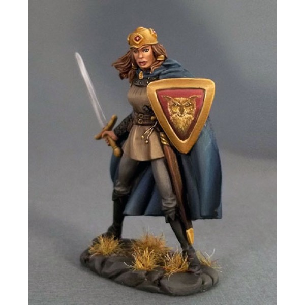 Dark Sword Miniatures - Easley Masterworks - Female Fighter w/ Long Sword