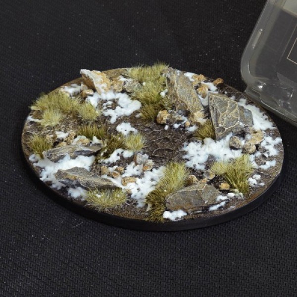 Gamers Grass - Battle Ready Bases - Winter - Oval 120mm (1)
