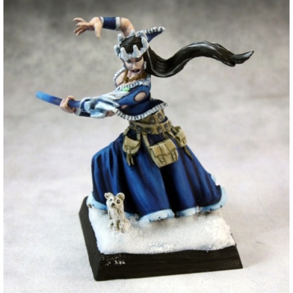 Reaper - Pathfinder Miniatures: Winter Witch