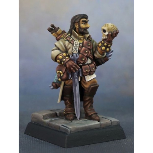 Reaper - Pathfinder Miniatures: Mavaro Iconic Occultist