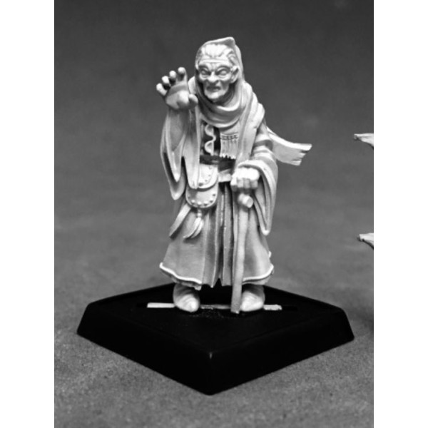 Reaper - Pathfinder Miniatures: Estra Iconic Spiritualist